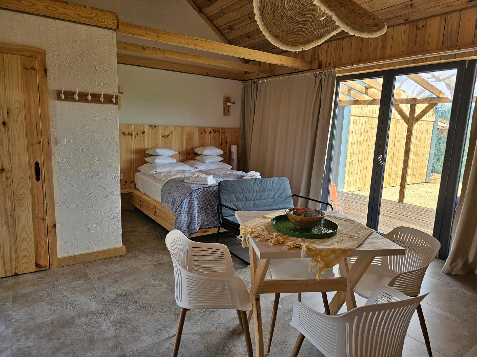 Chata W Bieszczadzie Apartamenty I Domki Z Basenem Bieszczady Polańczyk Esterno foto