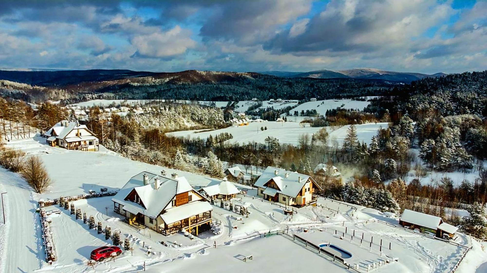 Chata W Bieszczadzie Apartamenty I Domki Z Basenem Bieszczady Polańczyk Esterno foto